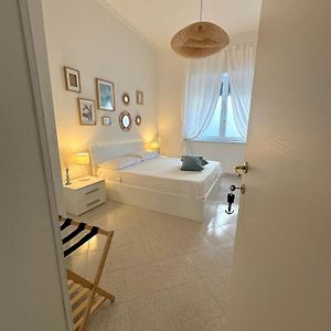 A Due Passi dal Mare B&B